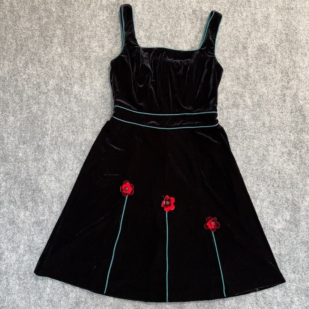 Vintage JSC Black Velvet Fit Flare Dress Floral Applique Made Canada Size 8
